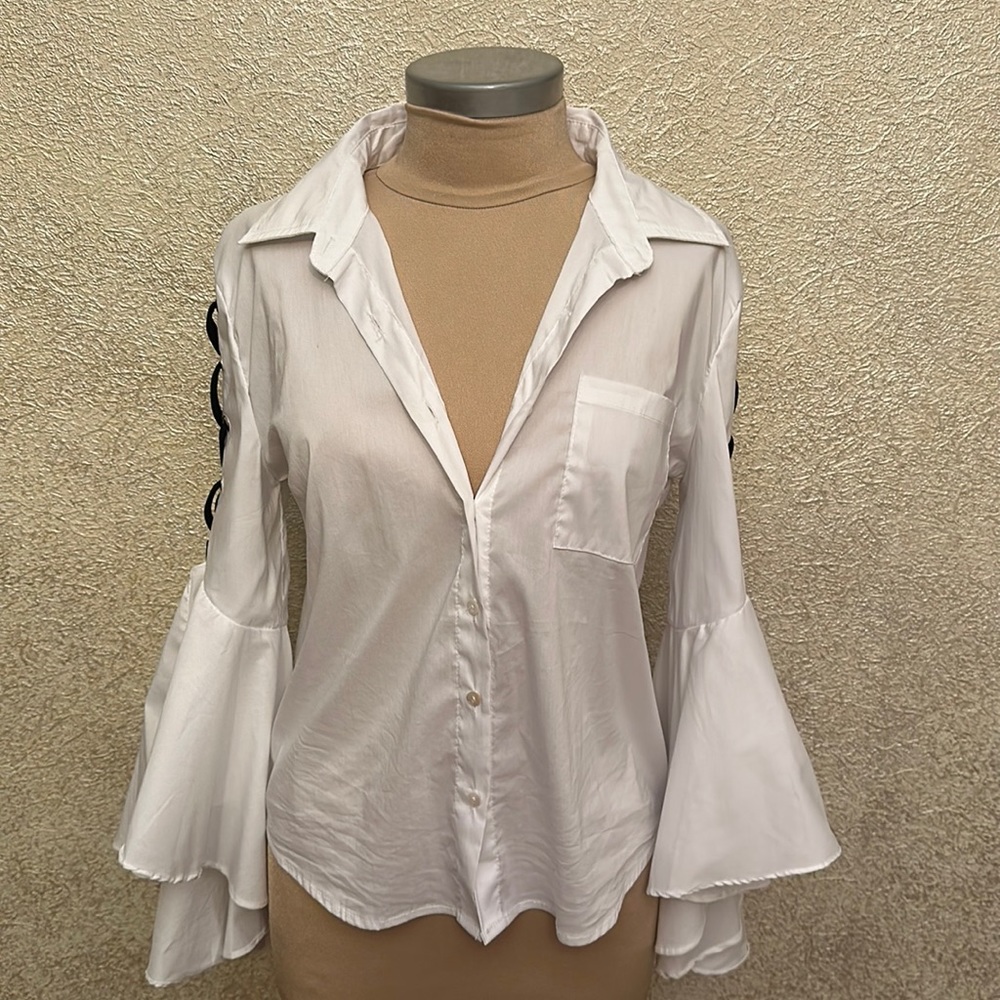 Lace up sleeve poplin white button down